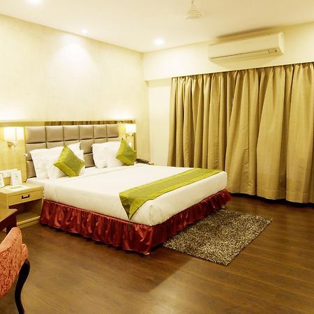 Treebo Tryst Kc Manor Hotel Jamshedpur Exterior photo