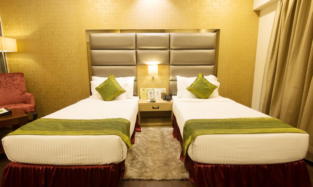 Treebo Tryst Kc Manor Hotel Jamshedpur Exterior photo
